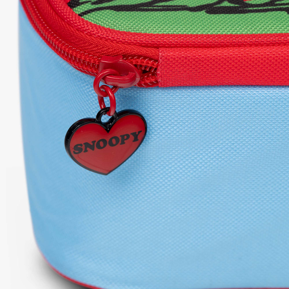 snoopy-s-doghouse-horizontal-lunch-cooler-bag-f2 00028034-Z.jpg